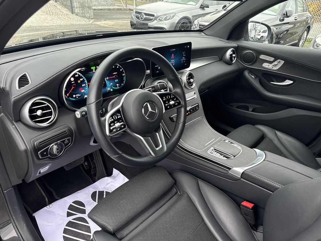 Mercedes-Benz GLC 300 Coupe 300de 4MATIC Coupe (foto 8)