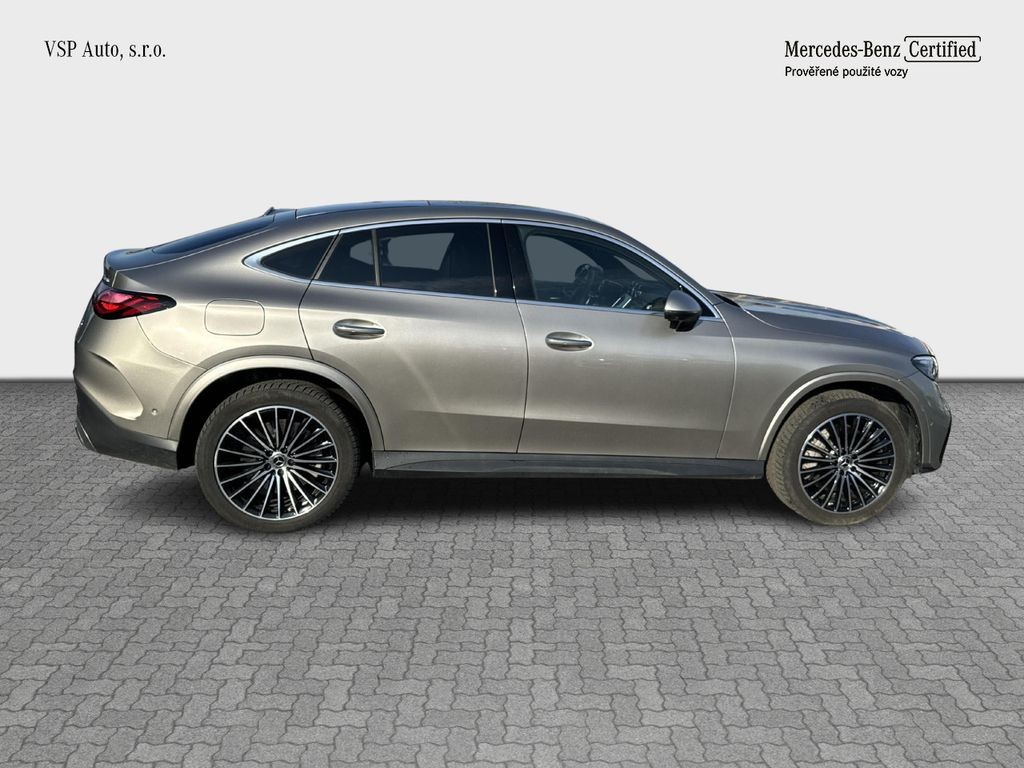 Mercedes-Benz GLC 300 AMG paket 300de 4MATIC Coupe  (foto 5)