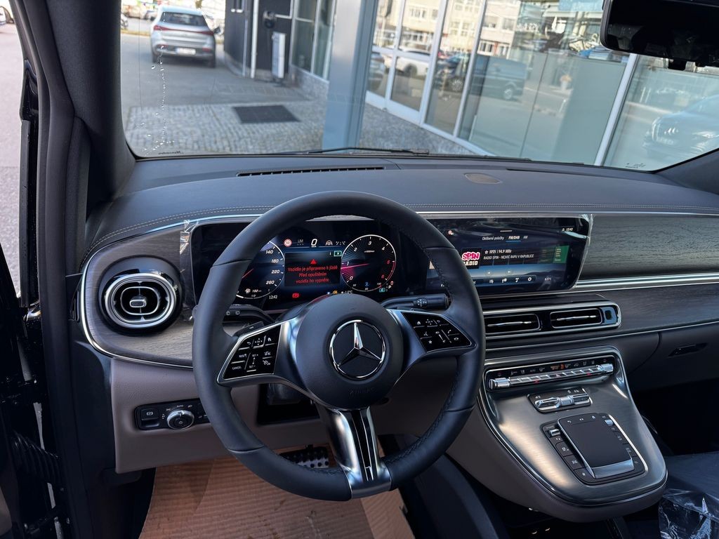 Mercedes-Benz V 300 EXCLUSIVE 4MATIC (foto 8)