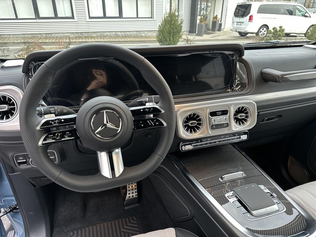 Mercedes-Benz G 580 s technologií EQ (foto 9)