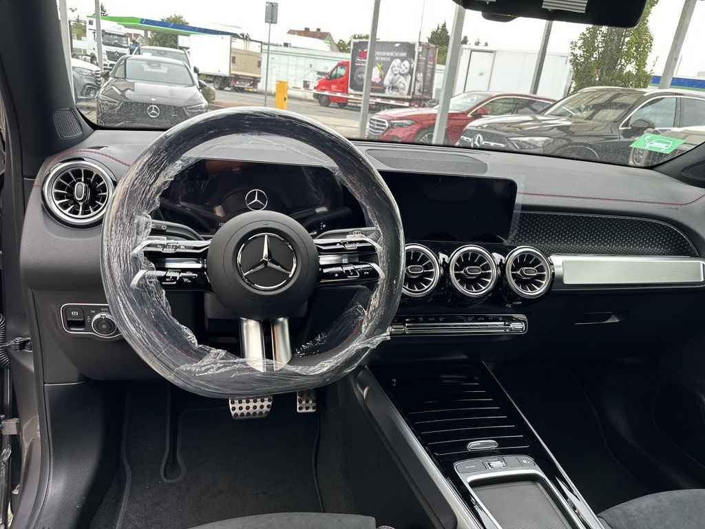 Mercedes-Benz EQB 300 4MATIC (foto 9)