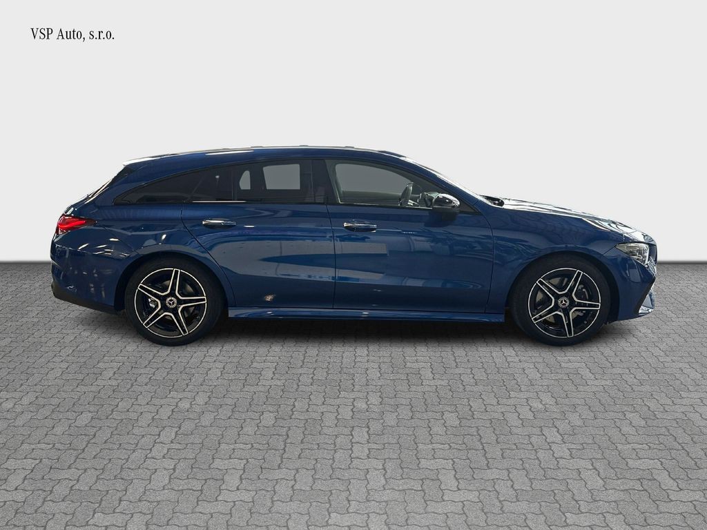 Mercedes-Benz CLA 200d Shooting Brake AMG Style Edition (foto 5)