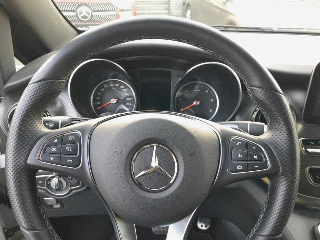 Mercedes-Benz V 300 d/L 4MATIC Avantgarde (foto 9)